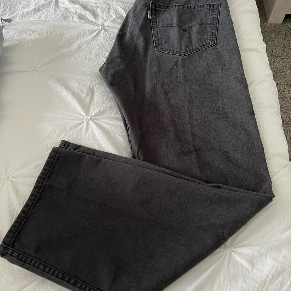 Levi's faded, black Straight Jeans Classic Style